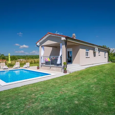 Family House With Private Pool And Playground *