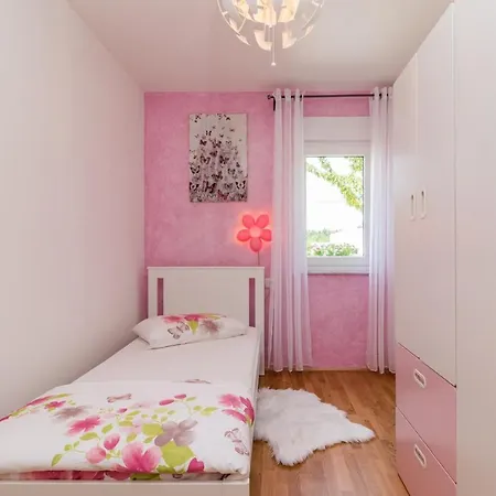 Family House With Private Pool And Playground Holiday home *