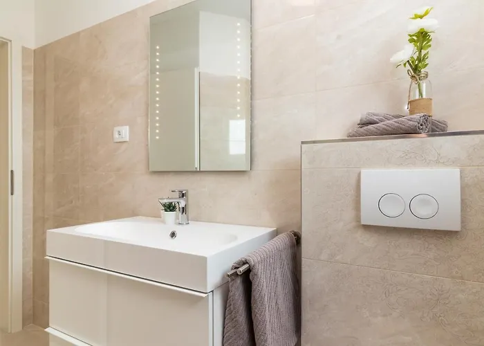 Family House With Private Pool And Playground *